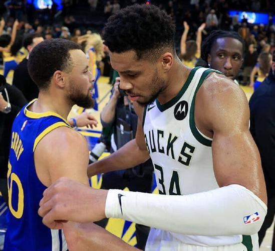 曝勇士、热火、尼克斯与森林狼预计休赛期重启字母哥的交易谈判