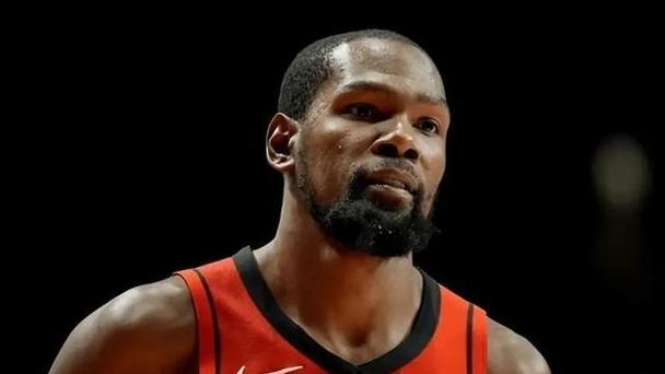 杜兰特：乌度卡建立了良好的攻防体系在更衣室创造了良好的文化