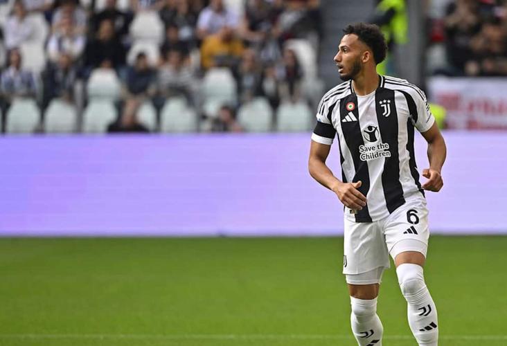 意媒：尤文“被迫”买断奥彭达后急于甩卖，利兹联正追逐他