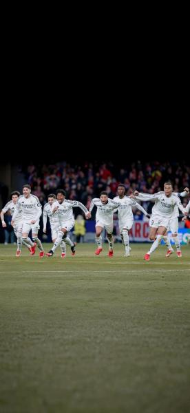 皇马更衣室谁在带姆巴佩飞